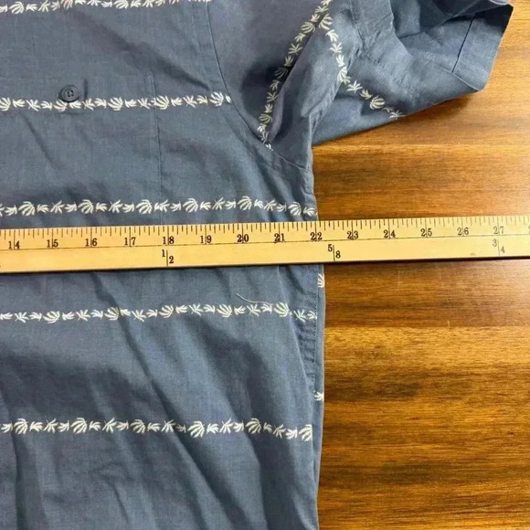 Patagonia Men's Go To Short Sleeve Shirt Large - Picture 4 of 5